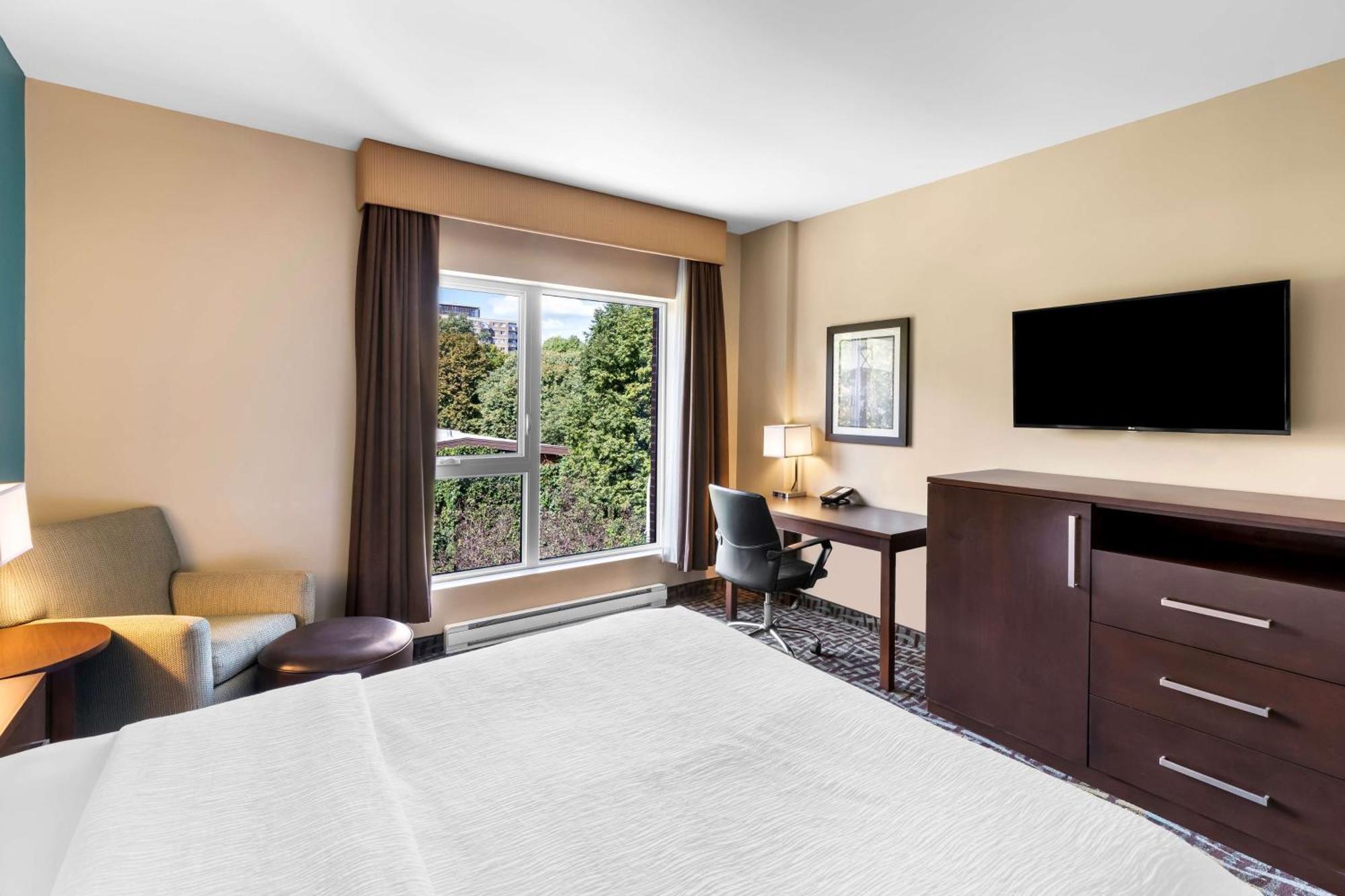 Best Western Plus Hotel Montreal — Photos 3